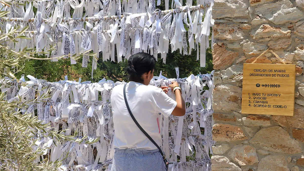 VIRGEN MARIA DESATADORA DE NUDOS 14